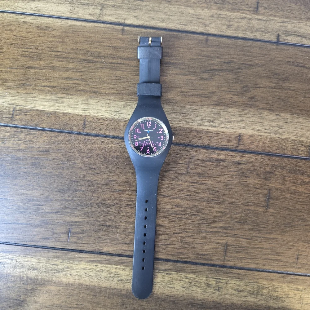Nurse Mates Uni-Watch Silicone EKG Military Time Watch 38mm‎ (no battery)